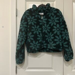 hollister sherpa cropped coat